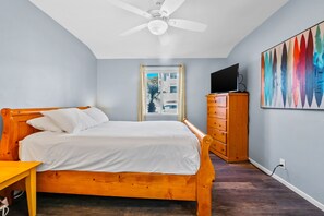 1 chambre, fer et planche à repasser, accès au Wi-Fi (inclus)