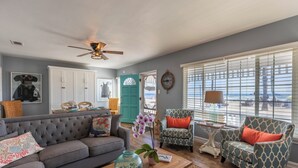 Unclassified image, 3 of 38, button - The Strand Cottage Beachfront (Oceanside)
