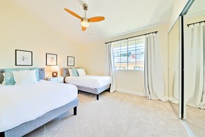 2 bedrooms, internet, bed sheets