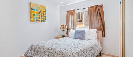 2 chambres, fer et planche Ă repasser, accĂšs au Wi-Fi (inclus)