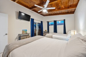 2 chambres, fer et planche Ă repasser, accĂšs Ă Internet, literie fournie