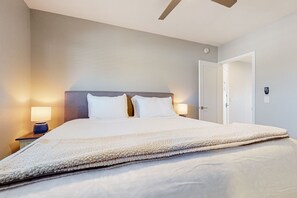 1 bedroom, iron/ironing board, free WiFi, bed sheets