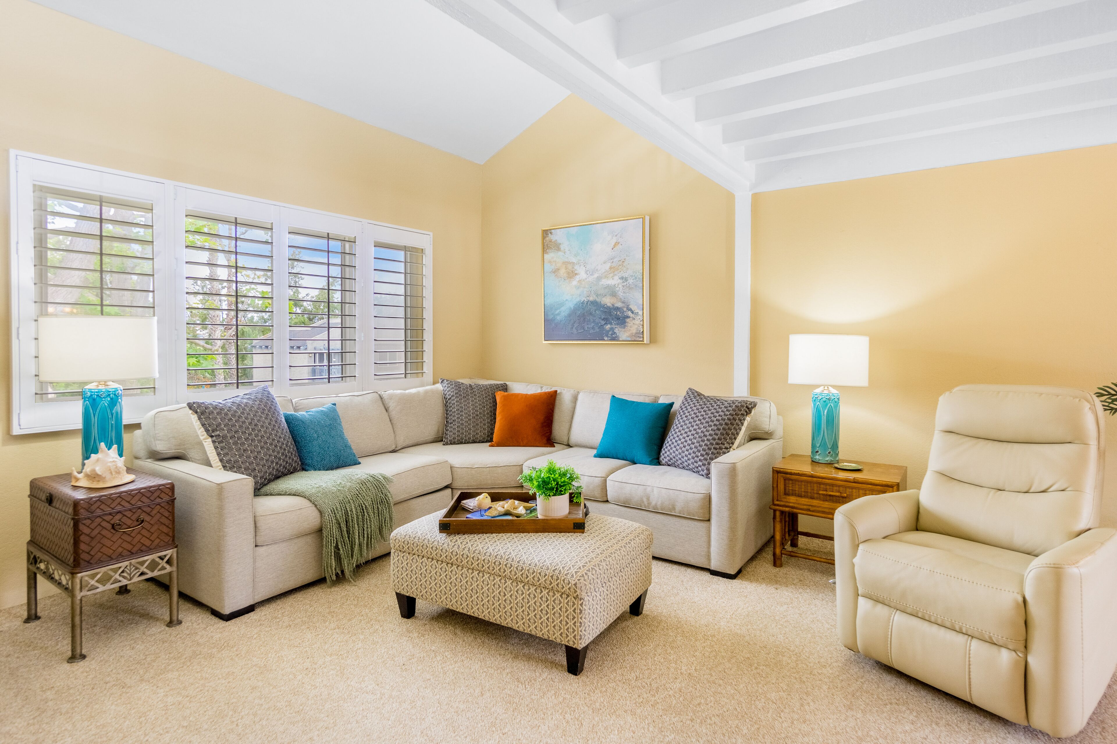 Juniper Coastal Home - 30-night Minimum - Carlsbad, CA