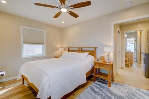 1 bedroom, iron/ironing board, free WiFi, bed sheets