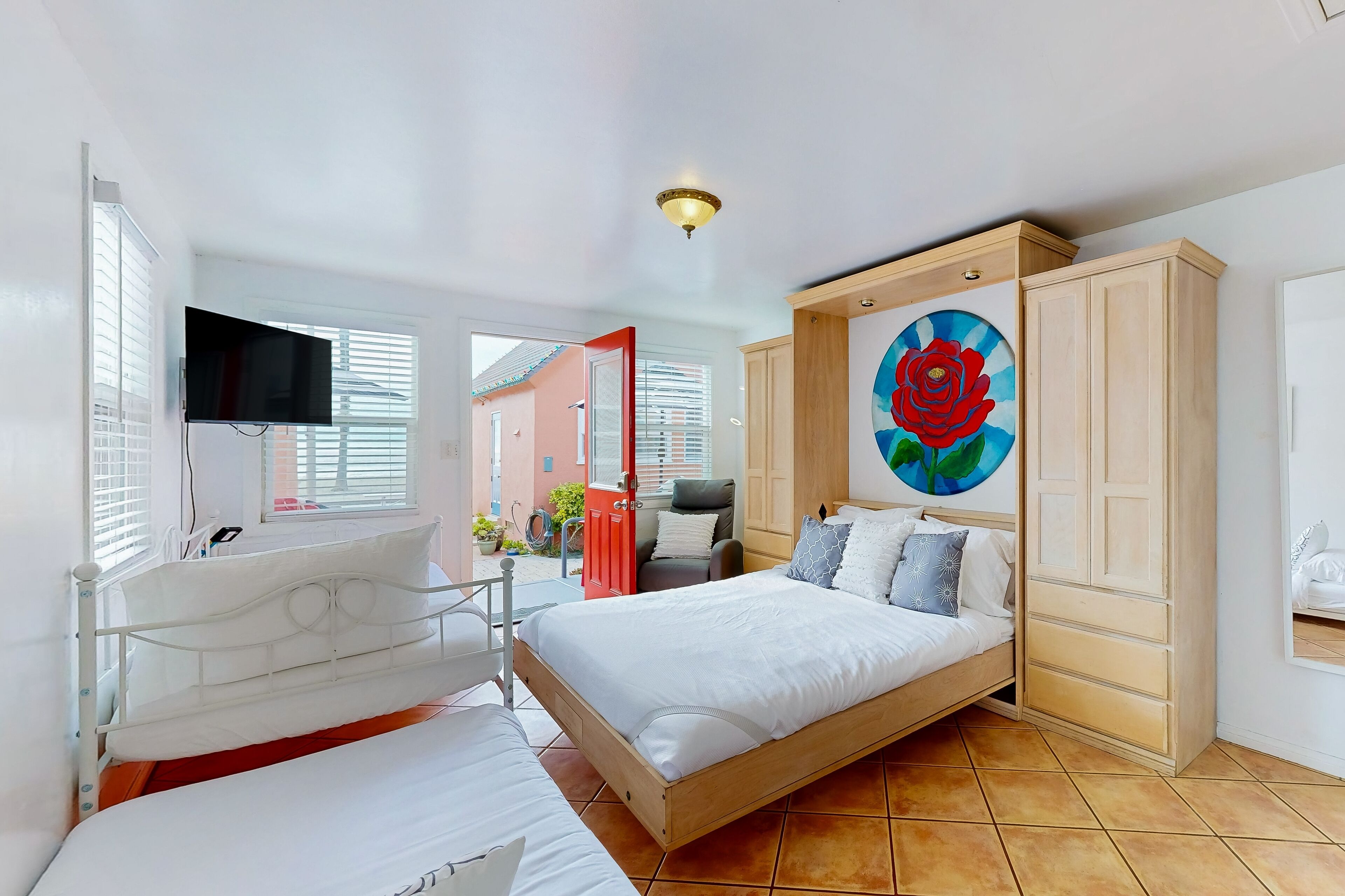 1 bedroom, free WiFi, bed sheets