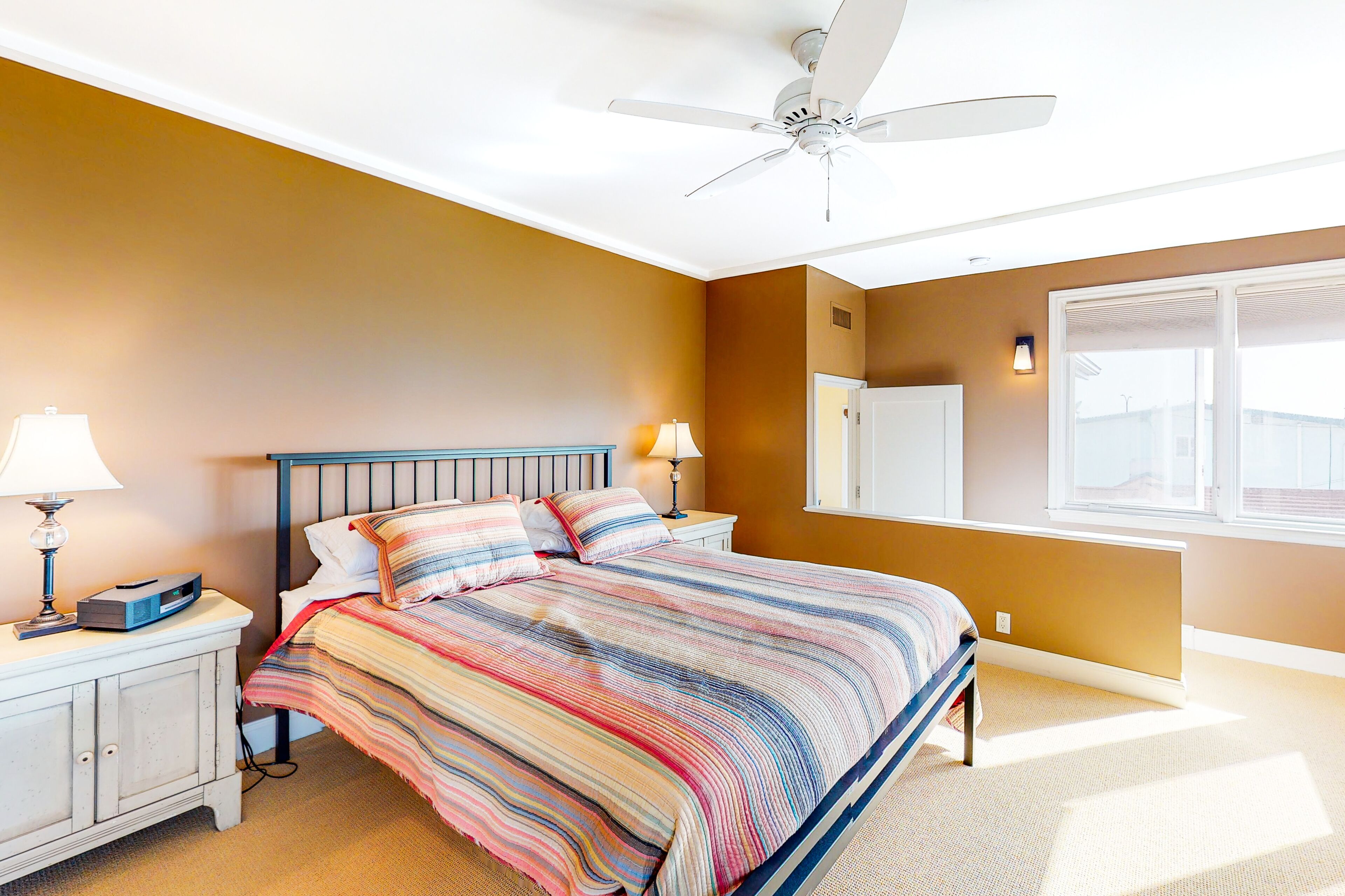 3 عدّة غرف نوم ومكتب ومكواة/لوح كي وواي فاي مجانًا