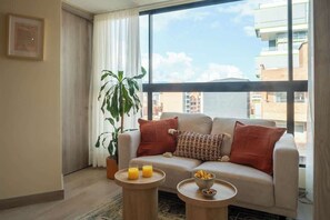 Fernseher, Arbeitsbereiche