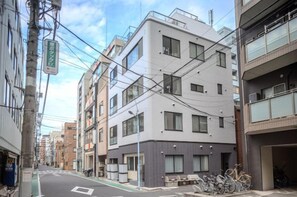 Unclassified image, 4 of 7, button - Mi-HOTEL UENO (Tokyo)