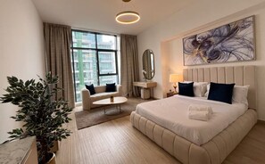 1 soverom, strykejern/-brett, internettilgang og sengetøy