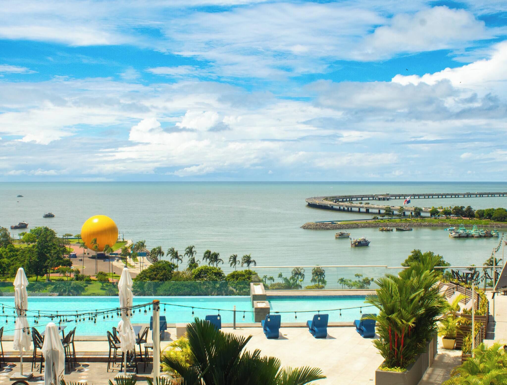 Apartment, 2 Bedrooms, Accessible, City View | Pool | Outdoor pool