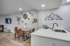 Dining - Fall Ridge Retreat | Hot Tub & Pool (Vail)