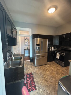 Private kitchen - Central El Paso Charm Home (El Paso)