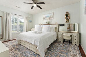 5 slaapkamers, een strijkplank/strijkijzer, wifi, beddengoed