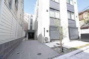 Interior - FL Residence Jingu Gyoen IV (Tokyo)