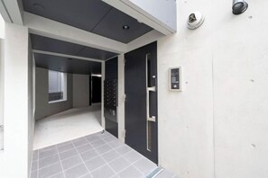 Interior - FL Residence Jingu Gyoen IV (Tokyo)