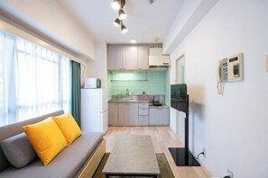 Room - REBANGA Juso Apartment (Osaka)