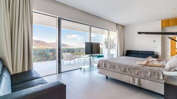 6 Schlafzimmer, Reisekinderbett, kostenloses WLAN, Bettwäsche