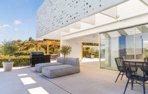 Terrace/patio - Gorgeous home in Ojen with sauna (Ojen)