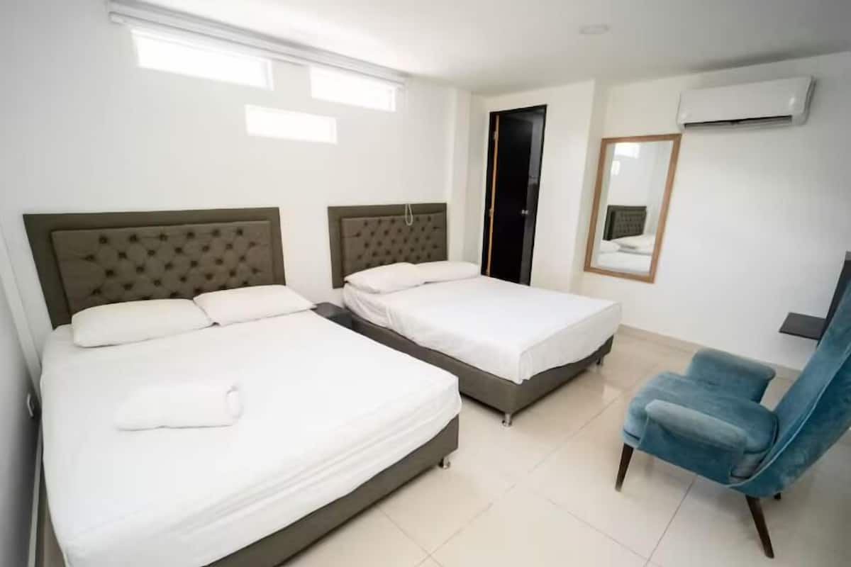 Standard Quadruple Room | Free WiFi, bed sheets