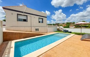 Pool - Stunning home in Turís (Turís)