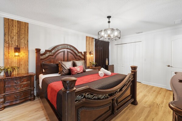 6 Schlafzimmer, Schreibtisch, Bügeleisen/Bügelbrett, WLAN