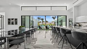 Villa | Ruang makan