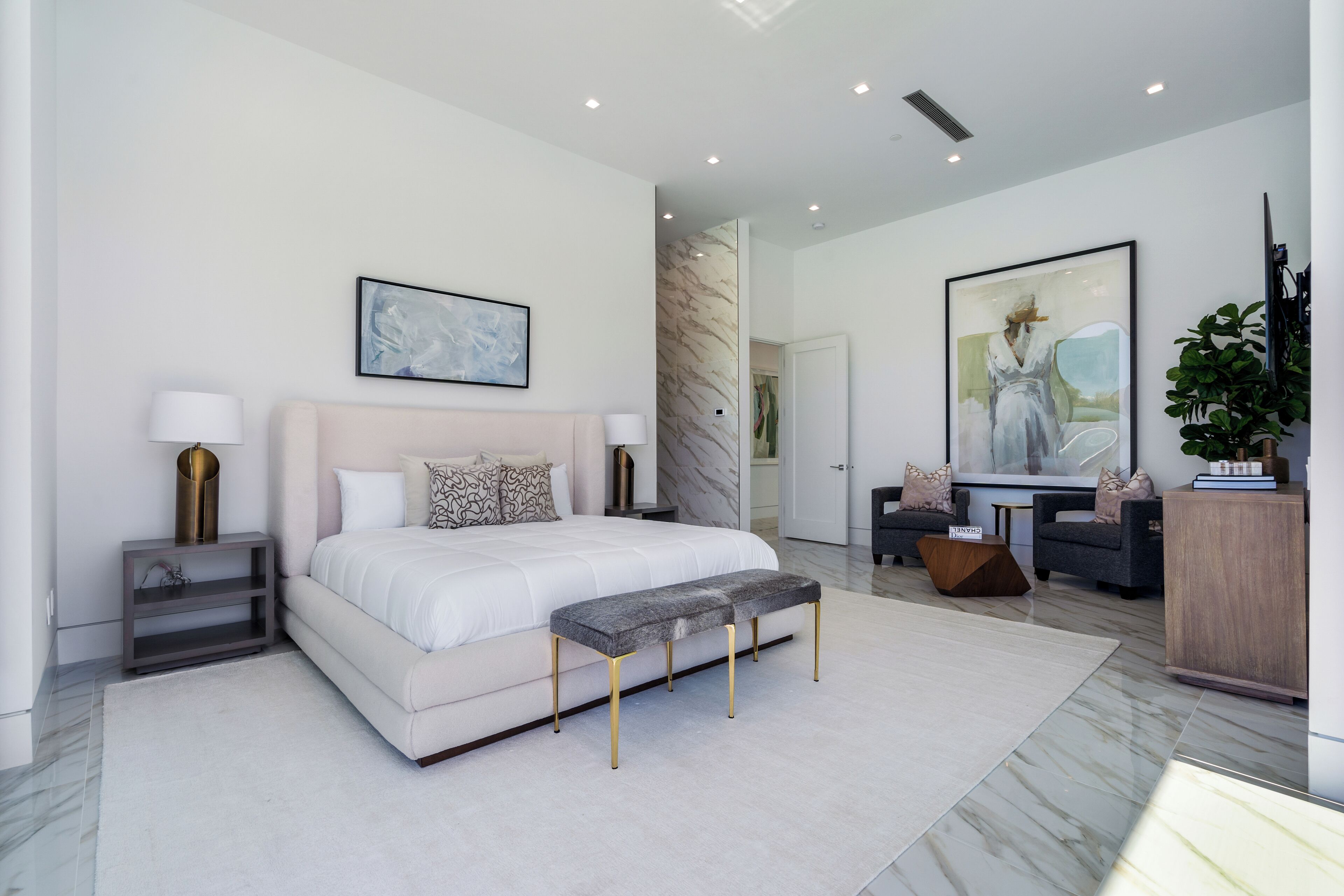 Villa 13 | Desk, laptop workspace, free WiFi, bed sheets