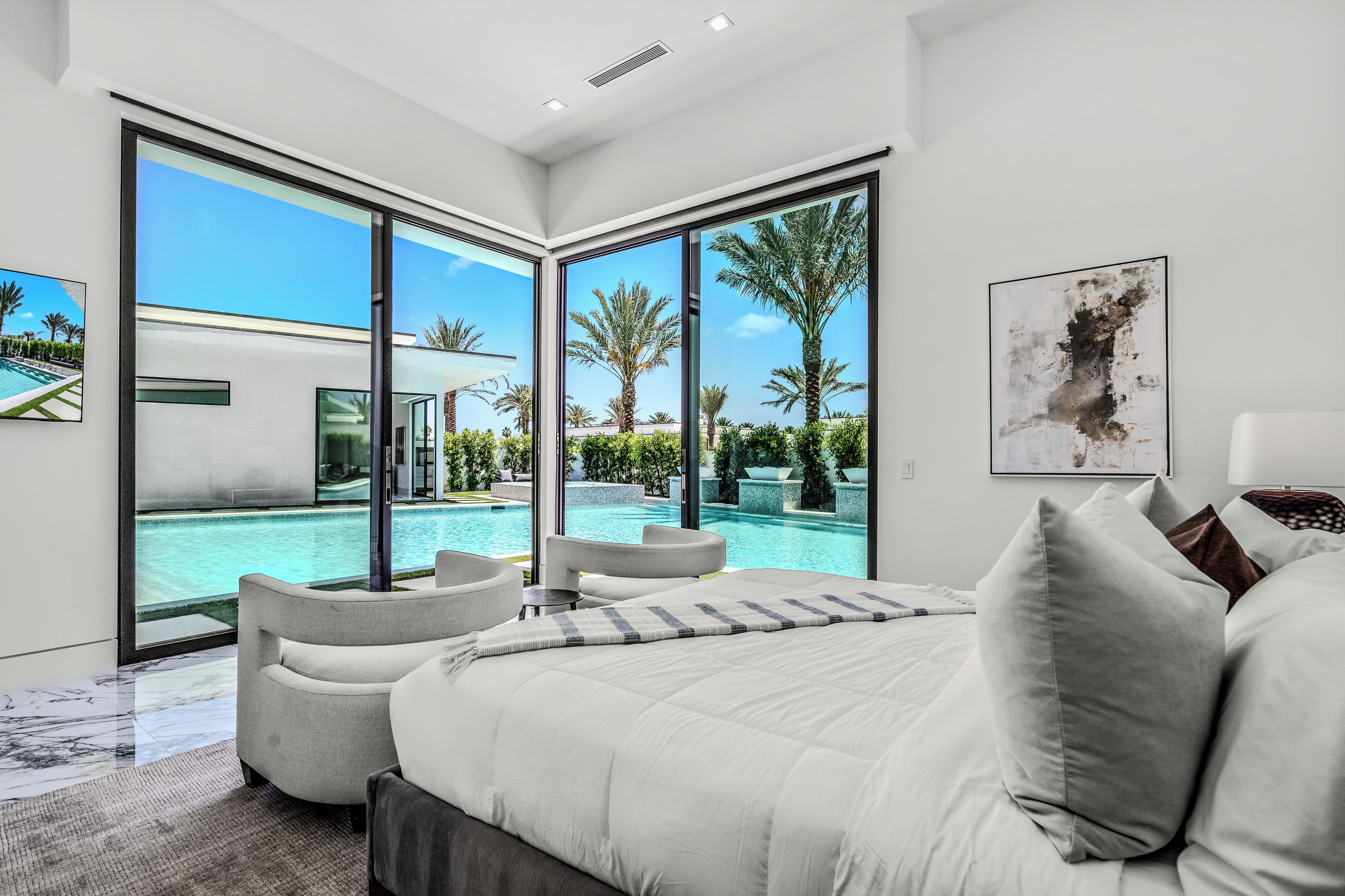 Vila | Meja kerja, ruang kerja ramah laptop, Wi-Fi gratis, dan seprai linen