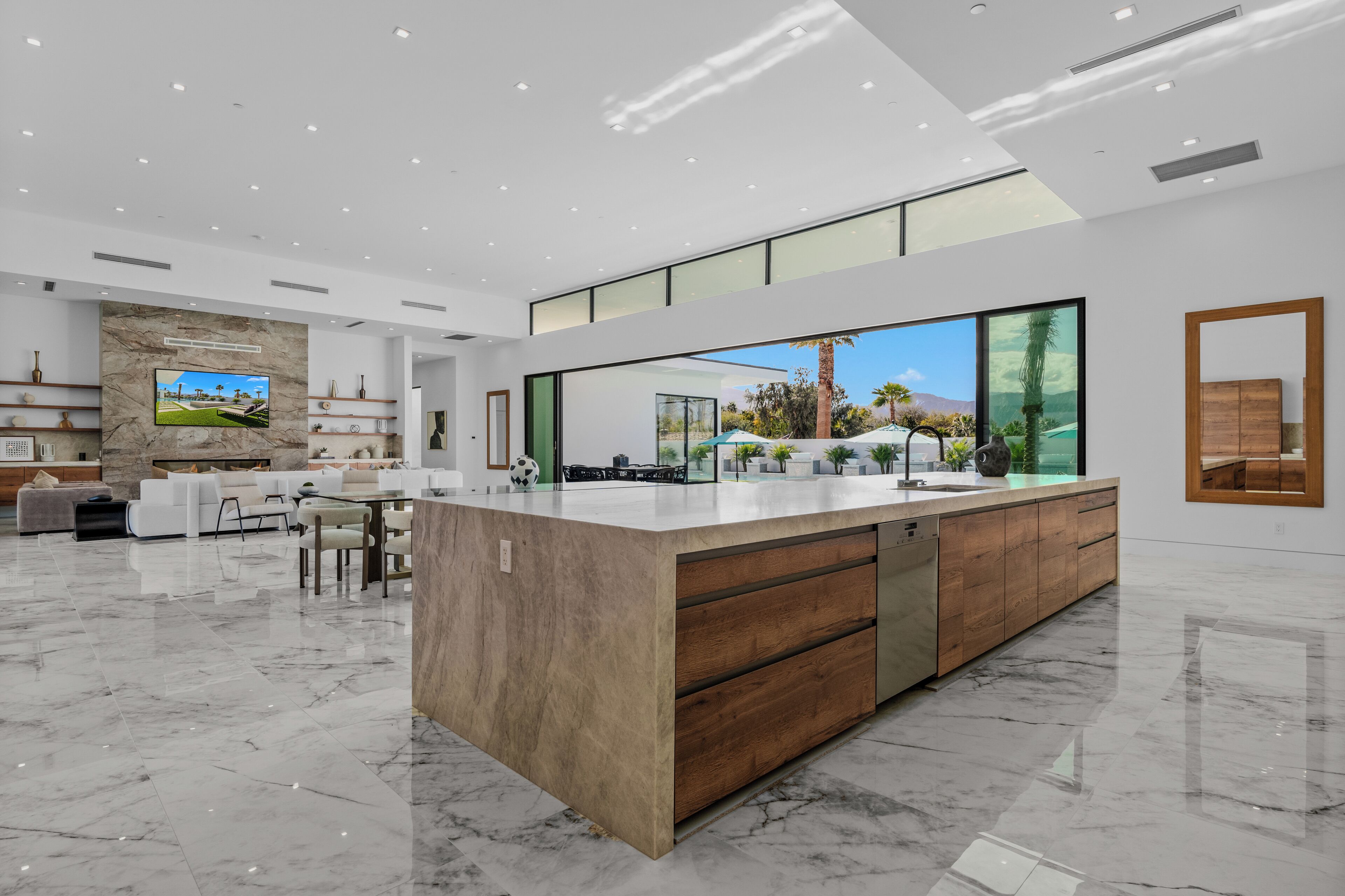 别墅 | 私人厨房 | 大冰箱、微波炉、烤箱、炉灶