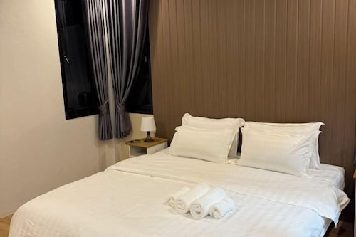 Big Elephant Hotel
