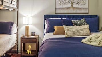 1 habitación, tabla de planchar con plancha, wifi y ropa de cama