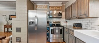 Welcoming 4-bedroom cabin near Linville Falls