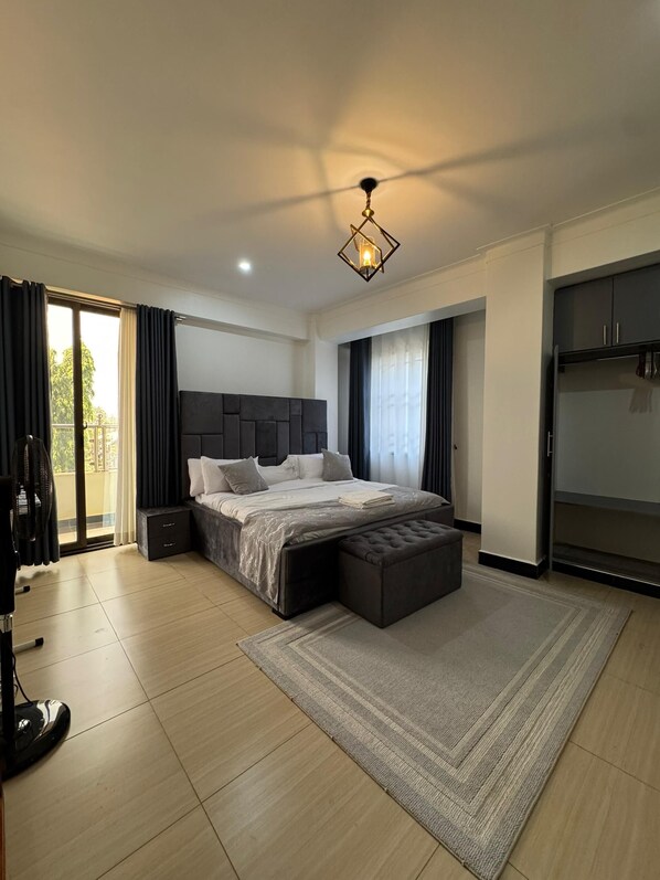 1 bedroom, iron/ironing board, internet, bed sheets
