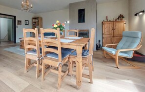 Dining - 3 bedroom nice apartment in Confolens (Confolens)