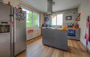 Refrigerador, horno, parrilla de estufa y lavavajillas