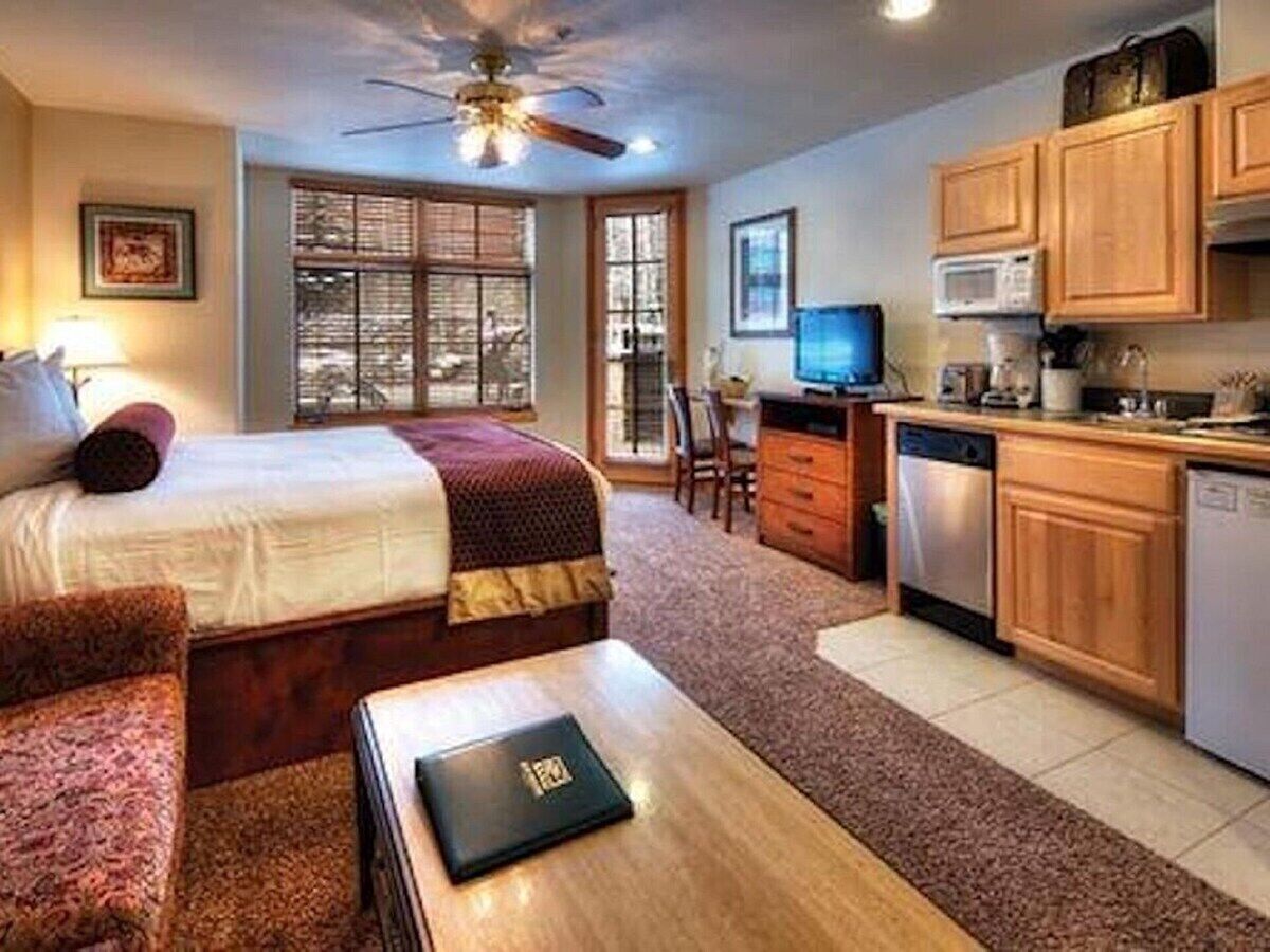 2 soverom, strykejern/-brett, wi-fi og sengetøy