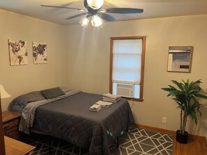 2 chambres, fer et planche à repasser, Wi-Fi, literie fournie