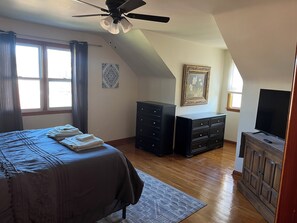 2 chambres, fer et planche à repasser, Wi-Fi, literie fournie