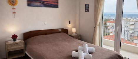 1 bedroom, iron/ironing board, Internet, bed sheets