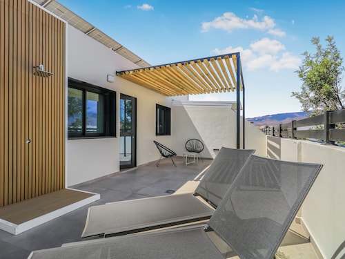 Penthouse City Hub Stay Rosiana