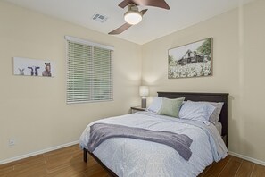 House, Multiple Beds, Pool Access, Mountain View (119TH Sun City)