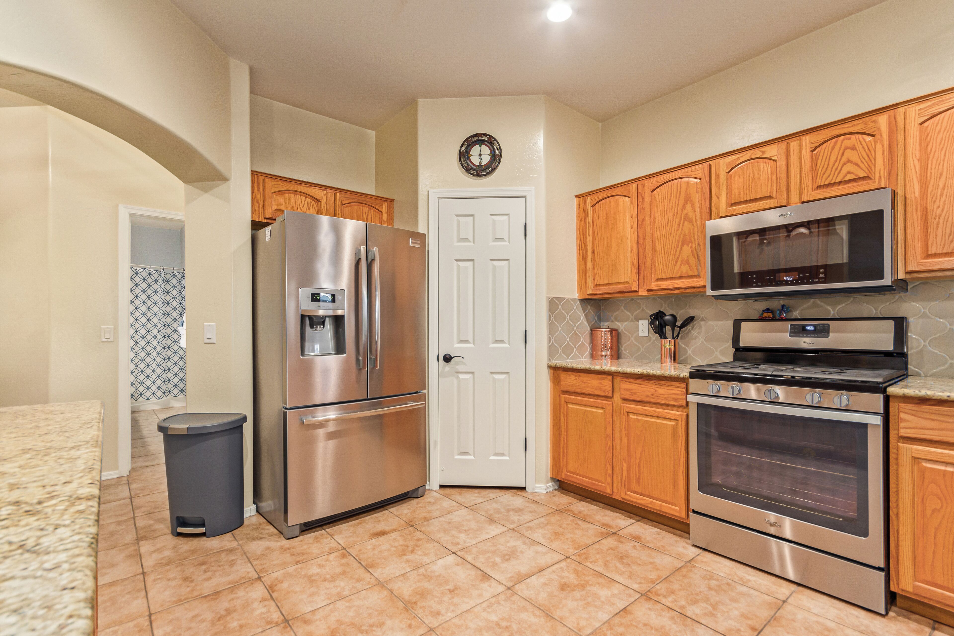 House, Multiple Beds, Pool Access, City View (Blackfoot Two San Tan Valley) | Private kitchen