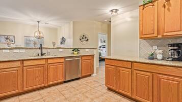 House, Multiple Beds, Pool Access, City View (Blackfoot Two San Tan Valley) | Interior