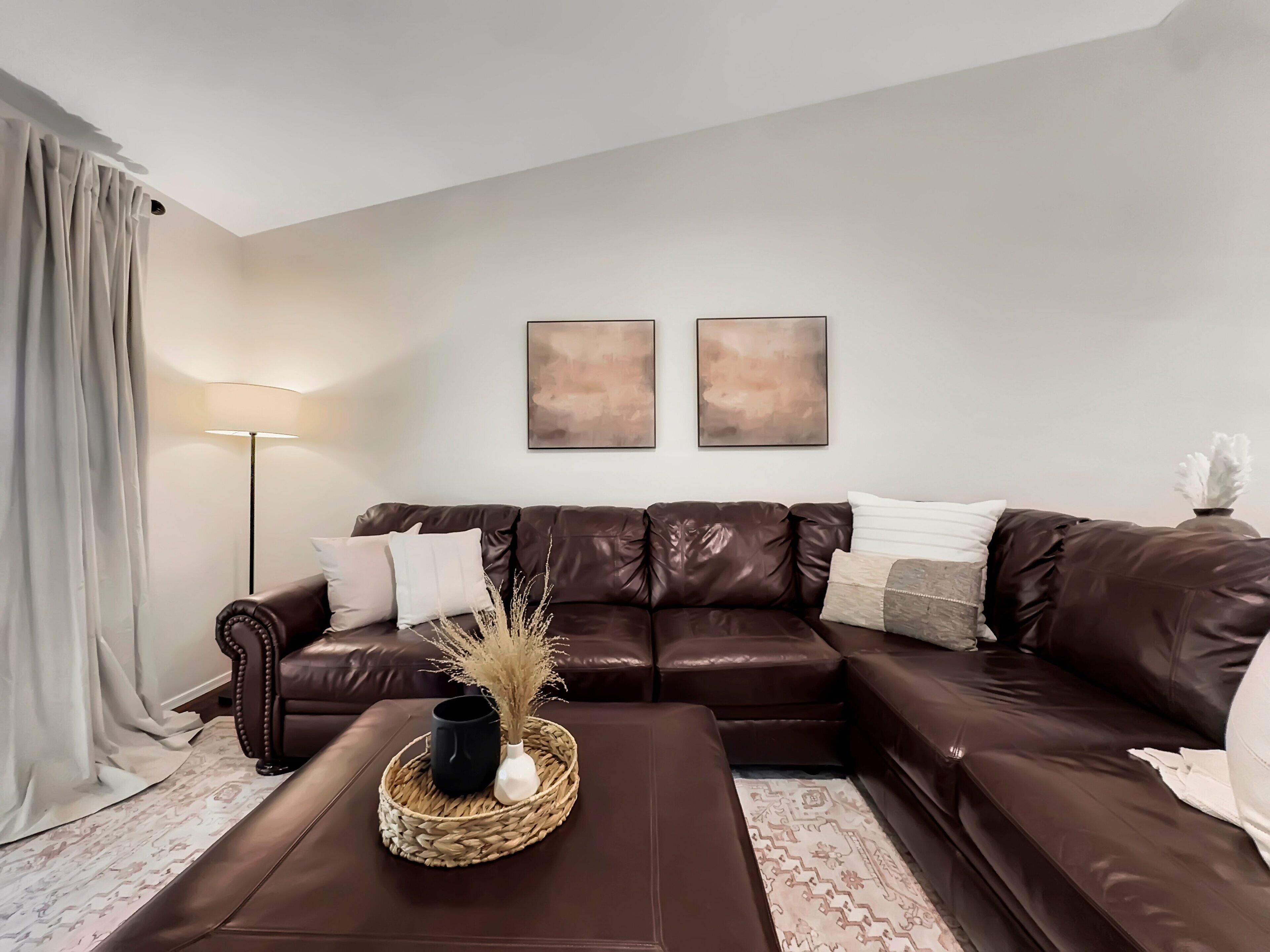 House, Multiple Beds, Pool Access, Garden View (Nacoma Sun Lakes) | Living area