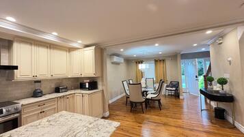 Microwave, oven, stovetop, dishwasher