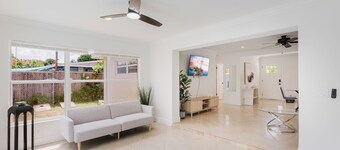 FLORIDA PARADISE / 5 MIN TO DOWNTOWN / 3BDR/6BEDS