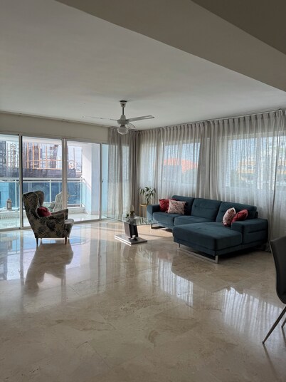 BEAUTIFUL APARTMENT IN THE CITY CENTER