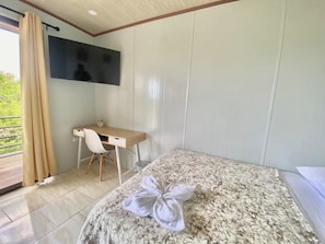 Familiekamer, veranda | Een bureau, gratis wifi