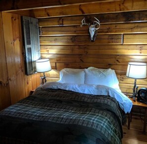 2 bedrooms, bed sheets