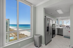 Fridge, microwave, oven, stovetop - Luxurious Gulf-front Condo, Heated Pool, Spa/Gym (Navarre Beach)